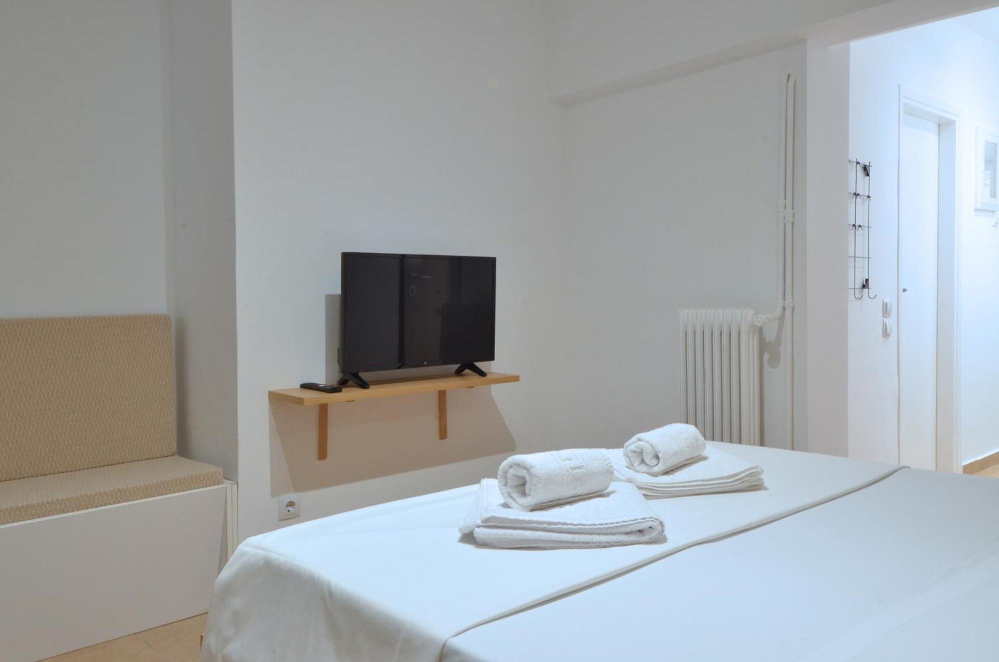 Acropolis, A Nice And Minimal Apartment Афины Экстерьер фото
